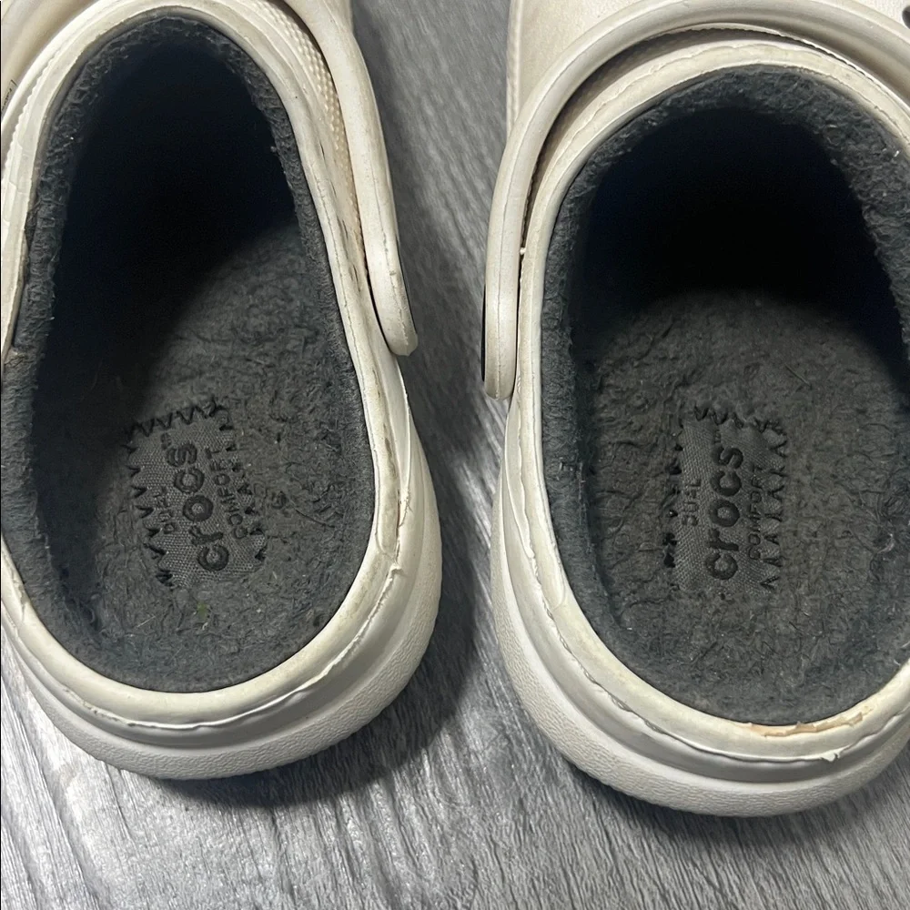 CROCS classic Kids lined slip on shoes / size C8